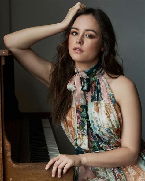 Shooting Hayley Orrantia pour Euphoria Magazine - 23 avril 2021