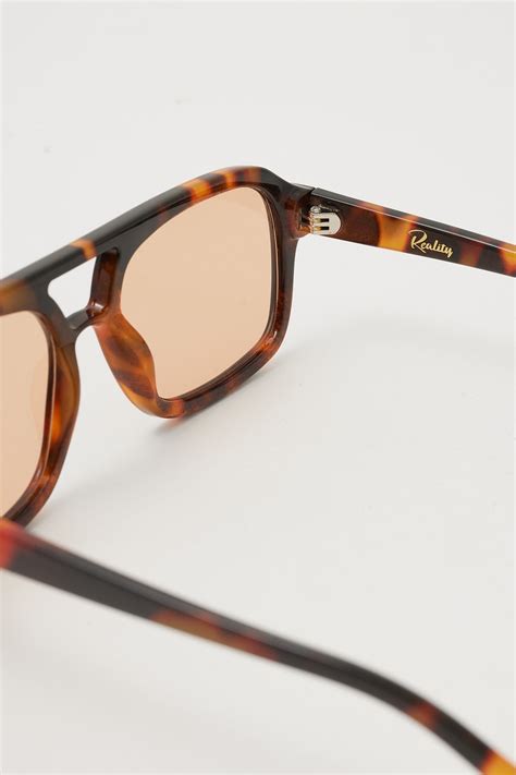 Reality Eyewear – Universal Store