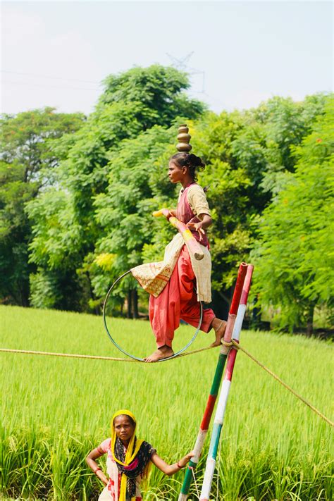 Women Showing Boobs In Public Photos, Download The BEST Free Women