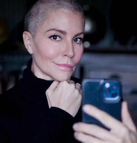 Simmone Jade Mackinnon | HAIR UPDATE You know I wasn’t keen on sharing