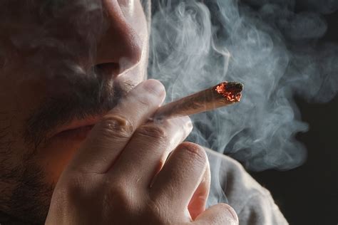 Effects Of Smoking Weed