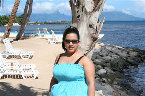 Stories of a Traveling Diva: Tahitian Cruise - Topless in Paradise? -DDay-1