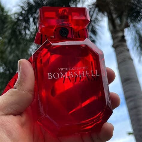 Victoria's Secret Bombshell Intense 100ML - Cutish.Pk