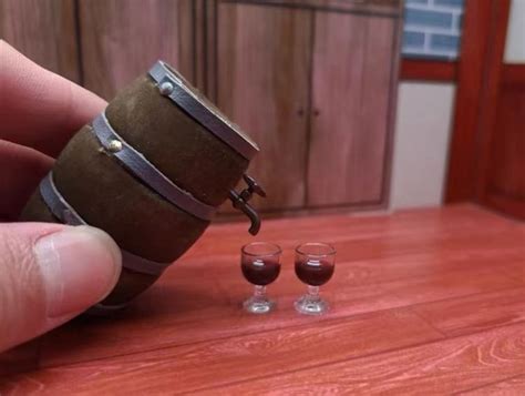 1:12 Miniature Wine Barrel Dollhouse Decoration Accessory Miniature ...