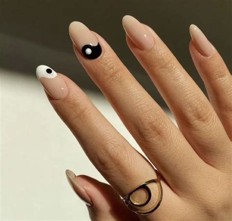 Маникюр | Minimalist nails, Cute nails, Nails
