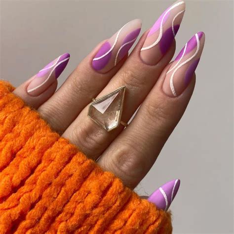 15 Purple Swirl Nail Ideas That Put a Playful Spin on a Regal Color