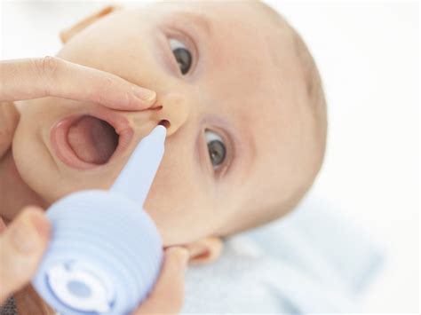 Bebe Com Tosse E Nariz Escorrendo - Tosse em bebês: causas e sinais de alerta | BabyCenter