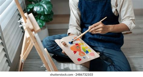 white canvas artist  ready paint royalty  images