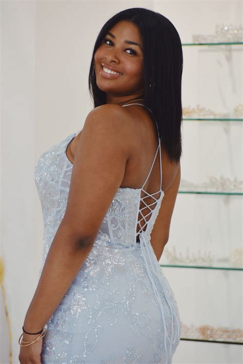 Prom Dresses in Phoenix AZ | Strut Bridal Salon