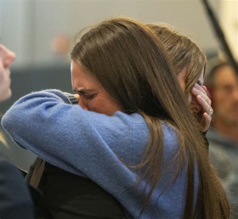 prosecutors kaitlin armstrong tracked victim  app  murder