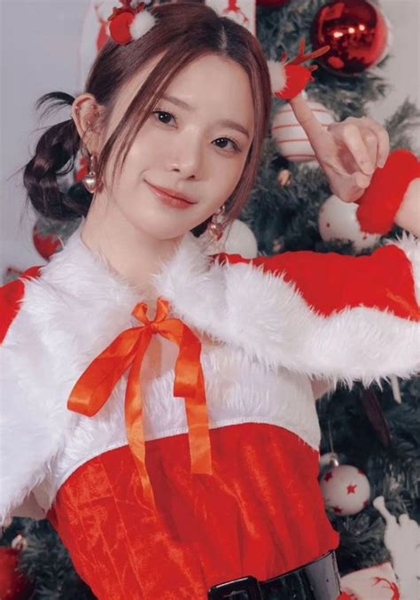 Kwak Yeonji (tripleS) Profile (Updated Facts!) - Kpop Singers