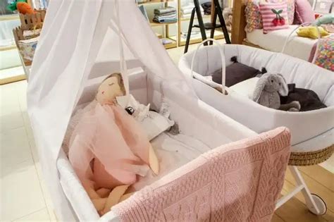 Плюсы и минусы совместного сна с ребенком: экспертное мнение – поможет ...