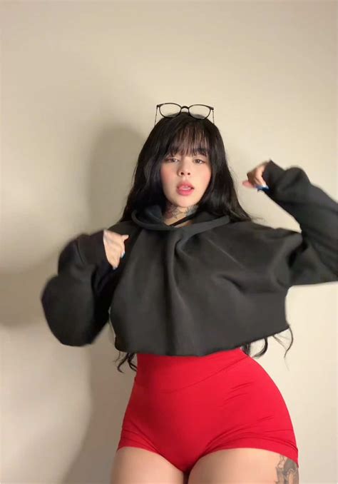 Videos de Victoria Hernández (@victoriahjt) con “sonido original - TU
