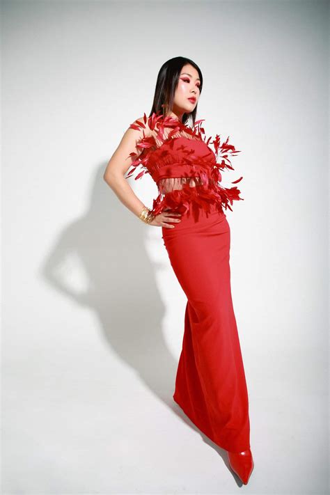 DIGITAL COVER: Chinese American Comedian Jiaoying Summers Turned Her