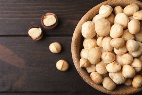 Hawaii's Macadamia Nuts: History, Uses, and More - Nani Hawaii
