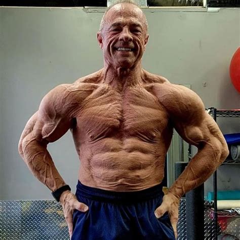 im   year  bodybuilder  younger men   shredded
