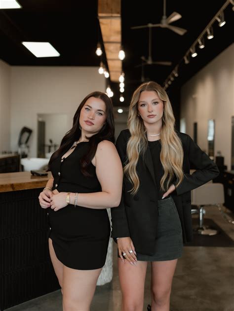 Hailey Hall Photo + Weddings