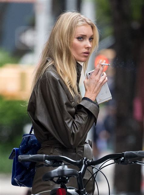 505 best Celebrity Smoking is Gross images on Pinterest | Autumn ...