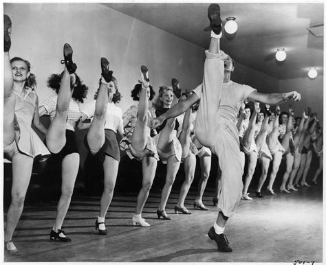 Gotta Love Those Rockettes! (Now in 3D) | HuffPost Entertainment