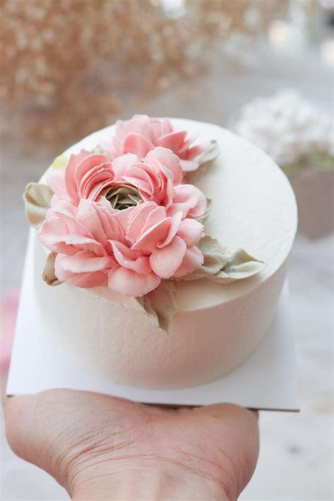 Buttercream Cake Decorating Inspiration