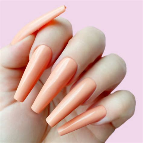 Kiara Sky Kiara Sky - 5105 - Lacquer - Peach Bum - 0.5 oz - The Studio