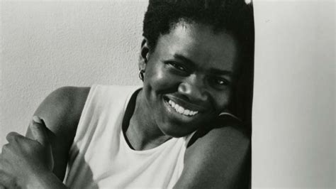 tracy chapman net worth 2025