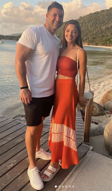 Tim Tebow's wife, Demi-Leigh, celebrates 'Hall of Fame husband' | New