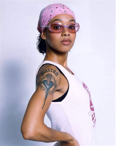 Lisa “Left Eye” Lopes photographed by Jason Campbell, 2001. #lefteye # ...