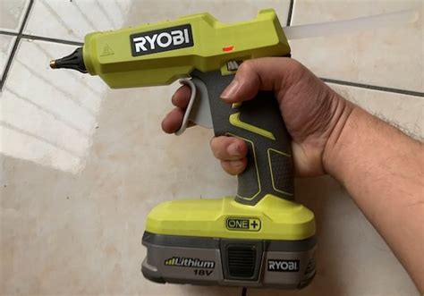 Ryobi P305 18V One+ Cordless Hot Glue Gun - devonbuy.com