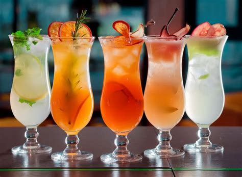 7 Most Overrated Cocktails, According to Bartenders
