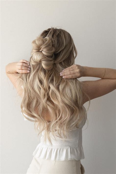 EASY HALF UP HALF DOWN HAIRSTYLE FOR SPRING - Alex Gaboury