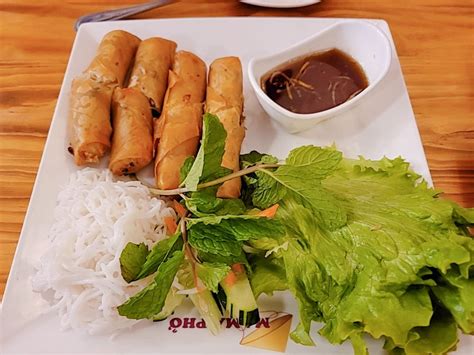 MAMA PHO - 674 Photos & 257 Reviews - 1450 Ala Moana Blvd, Honolulu, HI ...