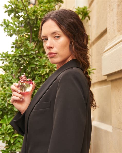 Nina Ricci en el París Fashion Week: Delfina Chaves fue la gran