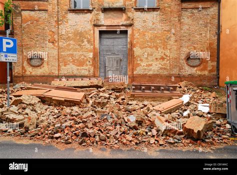 21 May, 2012 : Violent earthquake in Northern Italy. The first violent ...