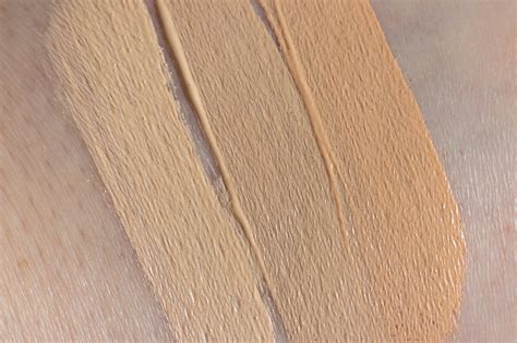 Catrice-Clean-ID-04 - InnenAussen