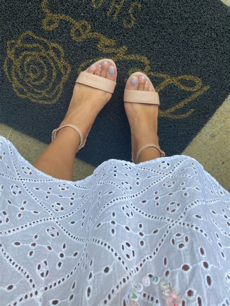 Anabela Janaina nude com spike - Debora Shoes