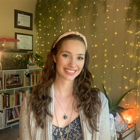 Meet Savannah Rose Johnson, BA, CLC, RTT.P – CanvasRebel Magazine