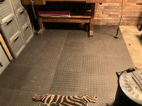 14 year old self build home gym, for only 600,00 : r/homegym