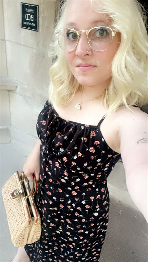 Mature wife : r/Dresses