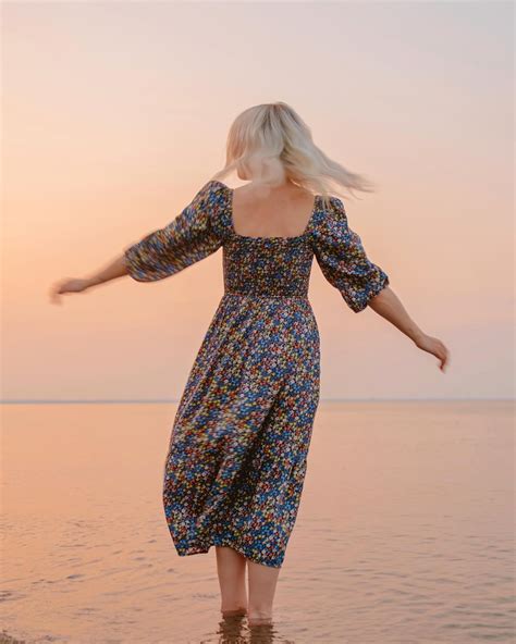 nicole rae (@lovenicolerae) • Threads, Say more