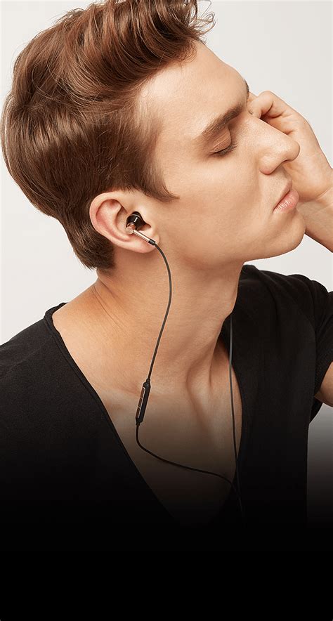 1more triple driver in ear | Wired Bluetooth Earphones & Headphone – 1MORE