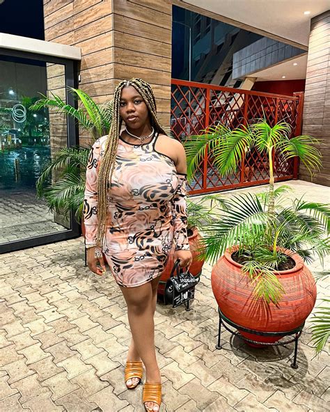 CHANTÈLLE | Ms. November 👜 | Instagram