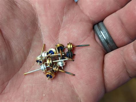 identifying parts post   possibly  details