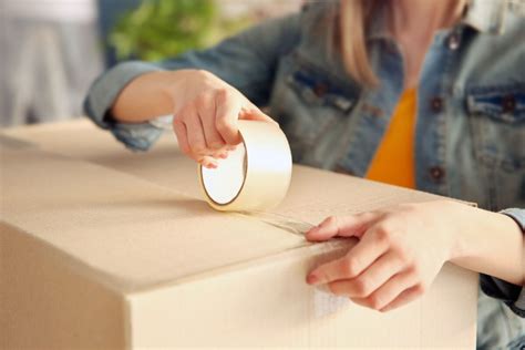 Päckchen pack dich! Wie du Waren versandfertig machst - LEITERMANN Blog ...