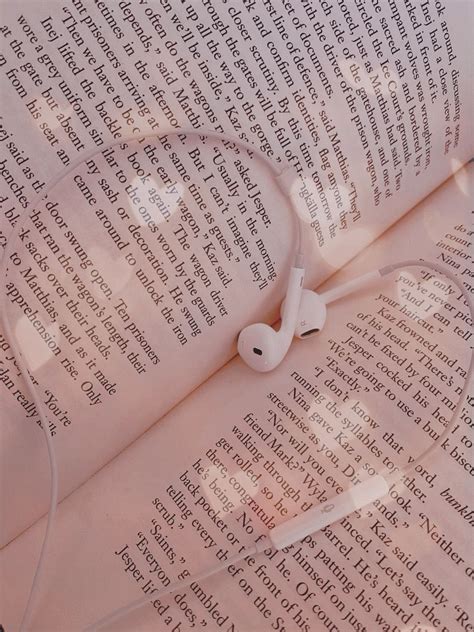 #aesthetic #books #music #pink #pinkcore #heart #aestheticwallpaper # ...