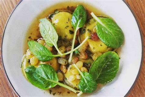 This list highlights the top-rated restaurants Greenville SC 14