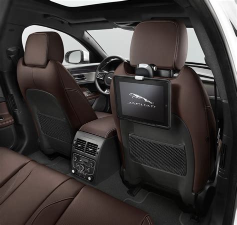 2018 Jaguar XF Sportbrake Officially Revealed, Looks Stunning