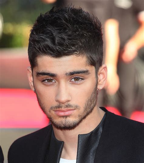 Zayn Malik Beard - 7 Looks to Copy in 2024