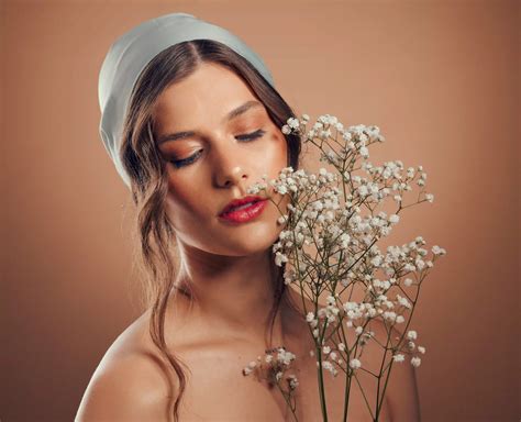 Cosmetic Animal Products and Their Vegan Alternatives