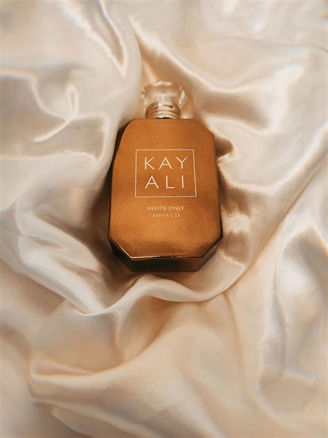Invite Only Amber | 23 Kayali Fragrances perfume - a fragrância